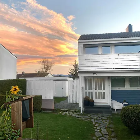 Modern Townhouse In Close To Ons Stavanger